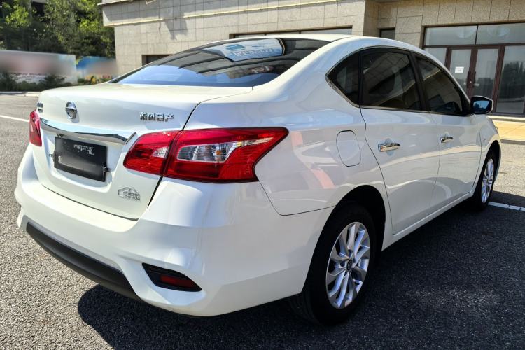 Used Nissan Sylphy 2022 Classic 1.6XE CVT Comfort Edition Exterior 4