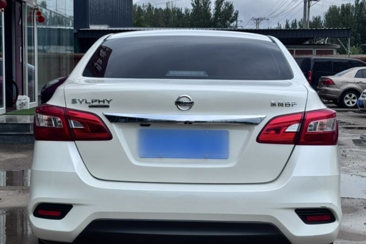 Used Nissan Sylphy 2022 Classic 1.6XL CVT Luxury Edition Exterior 4