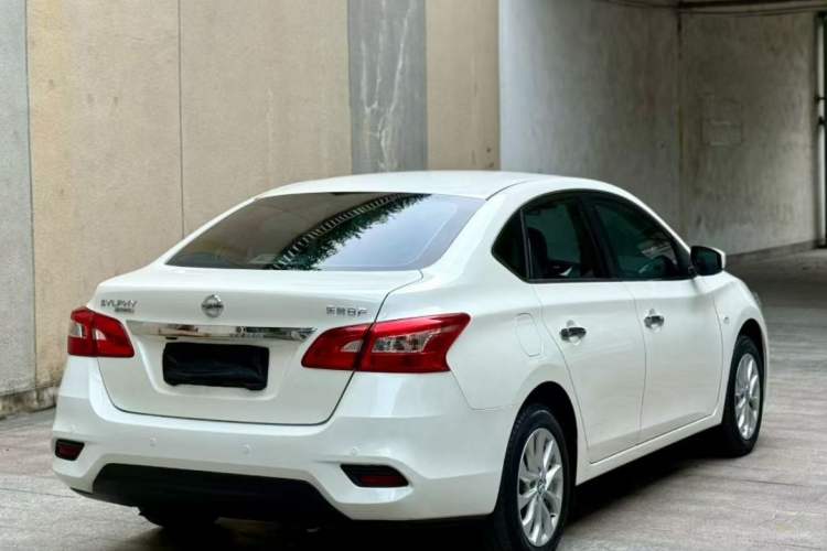 Used Nissan Sylphy 2022 Classic 1.6XL CVT Luxury Edition Exterior 4