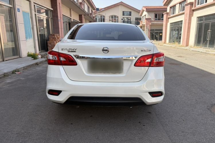 Used Nissan Sylphy 2022 Classic 1.6XE CVT Comfort Edition Exterior 4