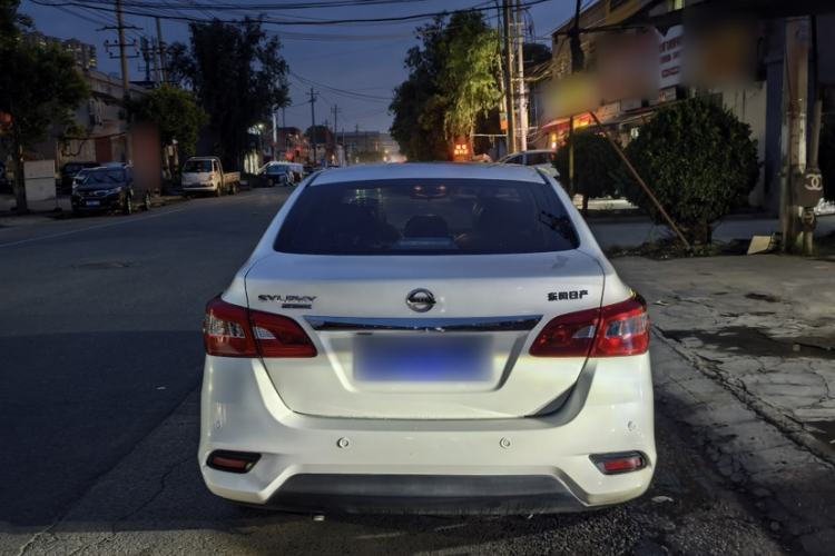 Used Nissan Sylphy 2022 Classic 1.6XL CVT Luxury Edition Exterior 4