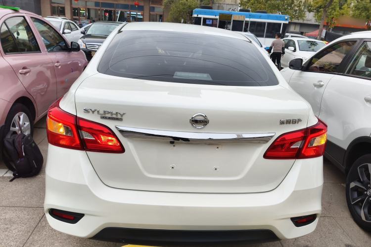 Used Nissan Sylphy 2022 Classic 1.6XE CVT Comfort Edition Exterior 4