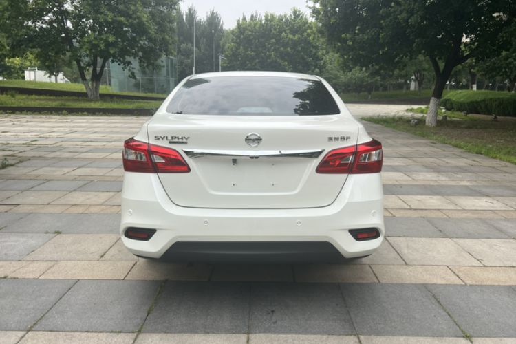 Used Nissan Sylphy 2022 Classic 1.6XE CVT Comfort Edition Exterior 5