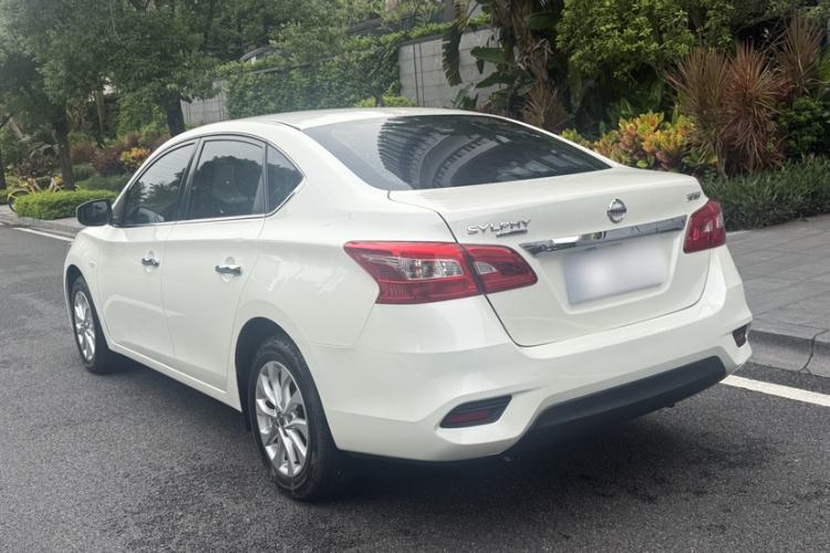 Used Nissan Sylphy 2022 Classic 1.6XE CVT Comfort Edition Exterior 5