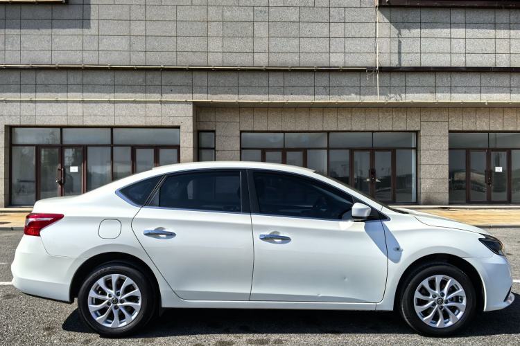 Used Nissan Sylphy 2022 Classic 1.6XE CVT Comfort Edition Exterior 5