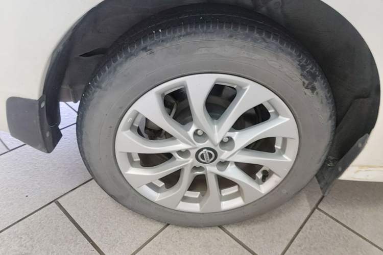 Used Nissan Sylphy 2022 Classic 1.6XL CVT Luxury Edition Exterior 5