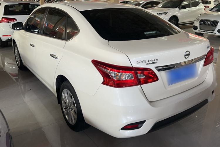 Used Nissan Sylphy 2022 Classic 1.6XE CVT Comfort Edition Exterior 6