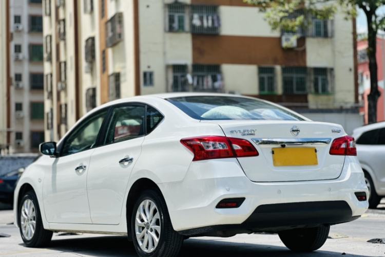 Used Nissan Sylphy 2022 Classic 1.6XE CVT Comfort Edition Exterior 6