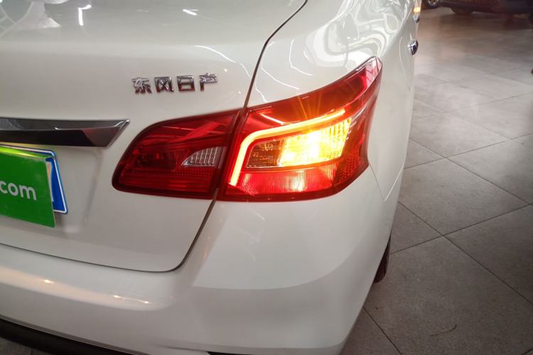 Used Nissan Sylphy 2022 Classic 1.6XL CVT Luxury Edition Exterior 6