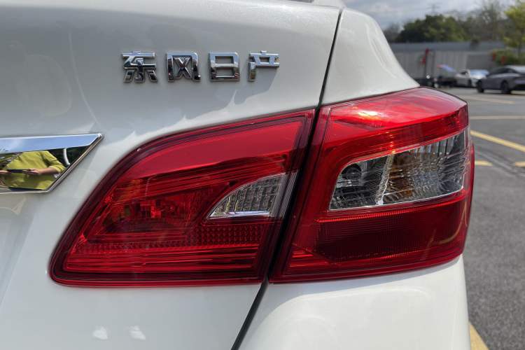 Used Nissan Sylphy 2022 Classic 1.6XE CVT Comfort Edition Exterior 9