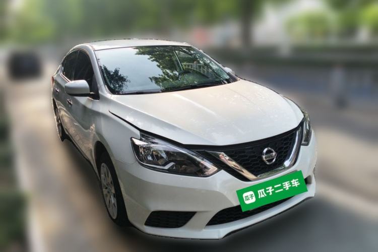 Used Nissan Sylphy 2022 Classic 1.6XE Manual Comfort Edition Front Right 45 Deg