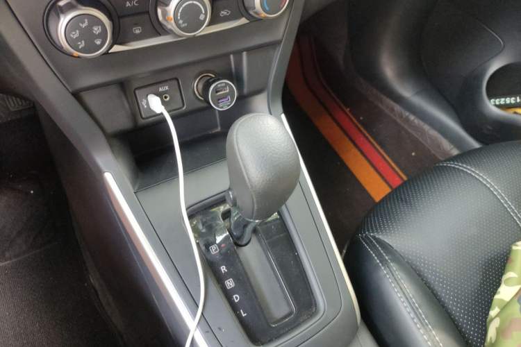 Used Nissan Sylphy 2022 Classic 1.6XE CVT Comfort Edition Gear Lever