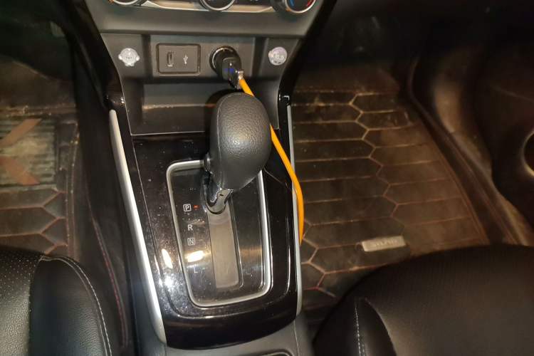 Used Nissan Sylphy 2022 Classic 1.6XL CVT Luxury Edition Gear Lever