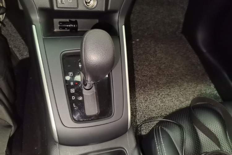 Used Nissan Sylphy 2022 Classic 1.6XE CVT Comfort Edition Gear Lever