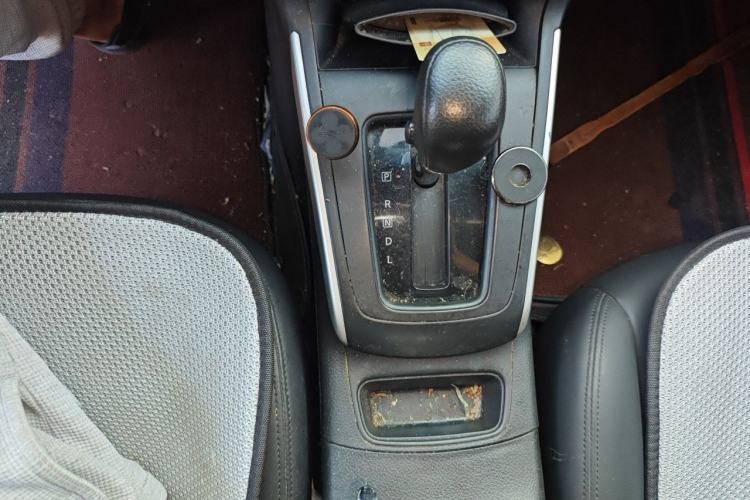 Used Nissan Sylphy 2022 Classic 1.6XE CVT Comfort Edition Gear Lever