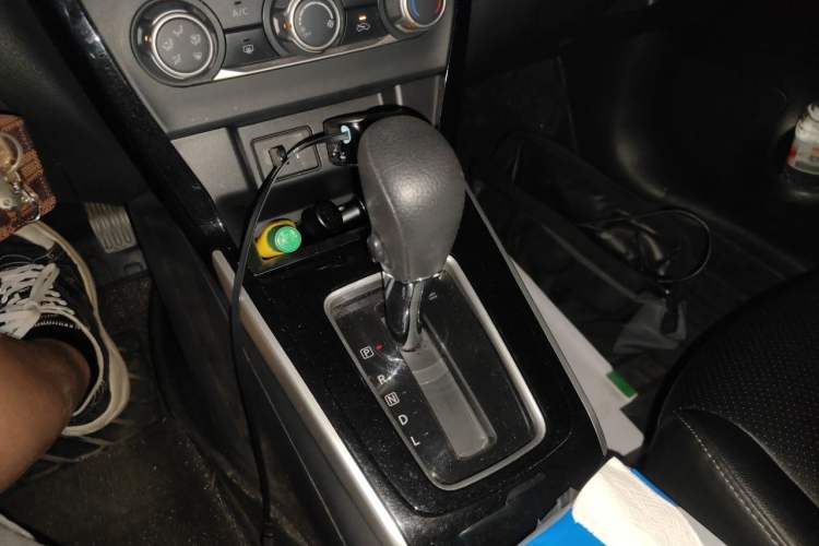 Used Nissan Sylphy 2022 Classic 1.6XL CVT Luxury Edition Gear Lever