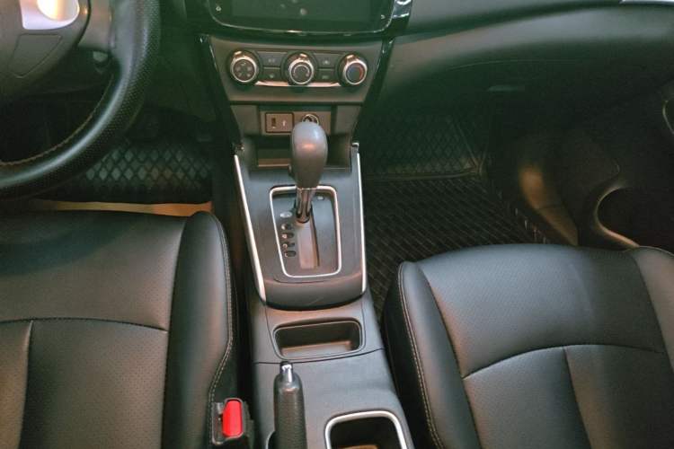 Used Nissan Sylphy 2022 Classic 1.6XL CVT Luxury Edition Gear Lever