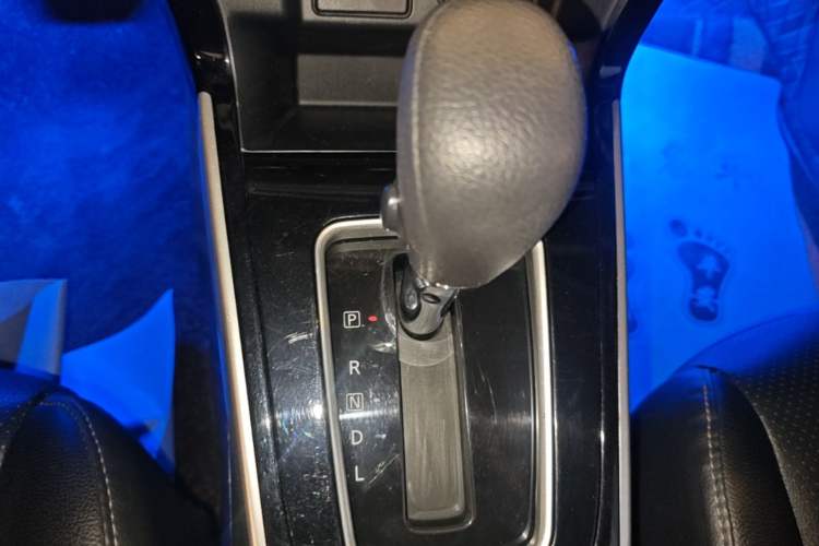 Used Nissan Sylphy 2022 Classic 1.6XL CVT Luxury Edition Gear Lever