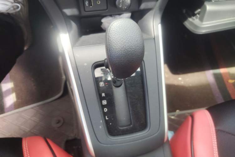 Used Nissan Sylphy 2022 Classic 1.6XE CVT Comfort Edition Gear Lever