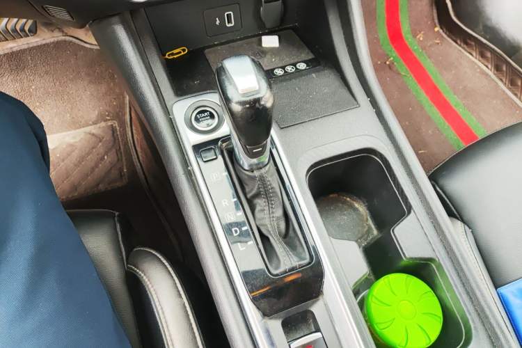 Used Nissan Sylphy 2022 1.6L XL CVT Enjoyment Edition Gear Lever