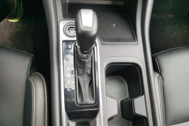 Used Nissan Sylphy 2022 1.6L XL CVT Enjoyment Edition Gear Lever
