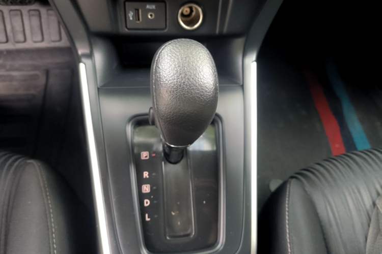 Used Nissan Sylphy 2022 Classic 1.6XE CVT Comfort Edition Gear Lever