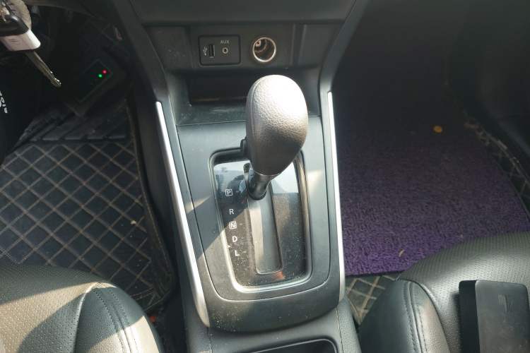 Used Nissan Sylphy 2022 Classic 1.6XE CVT Comfort Edition Gear Lever
