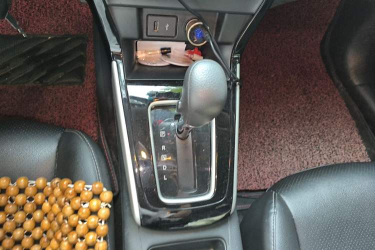 Used Nissan Sylphy 2022 Classic 1.6XL CVT Luxury Edition Gear Lever