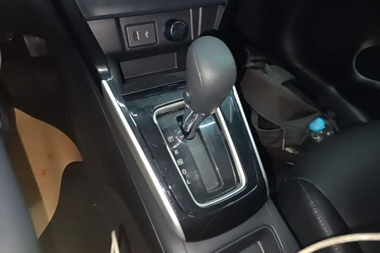 Used Nissan Sylphy 2022 Classic 1.6XL CVT Luxury Edition Gear Lever