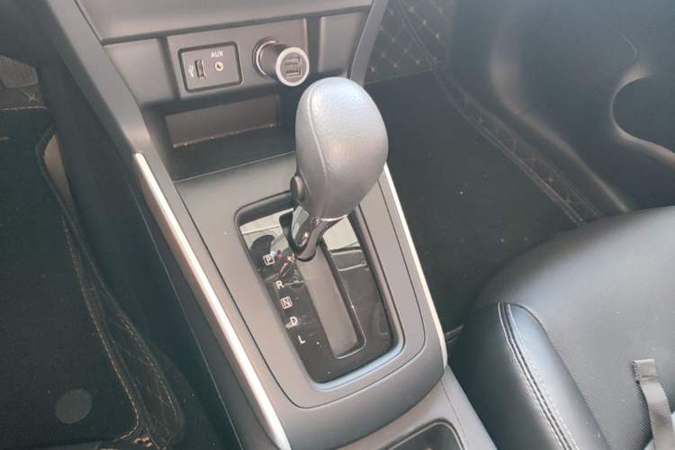 Used Nissan Sylphy 2022 Classic 1.6XE CVT Comfort Edition Gear Lever