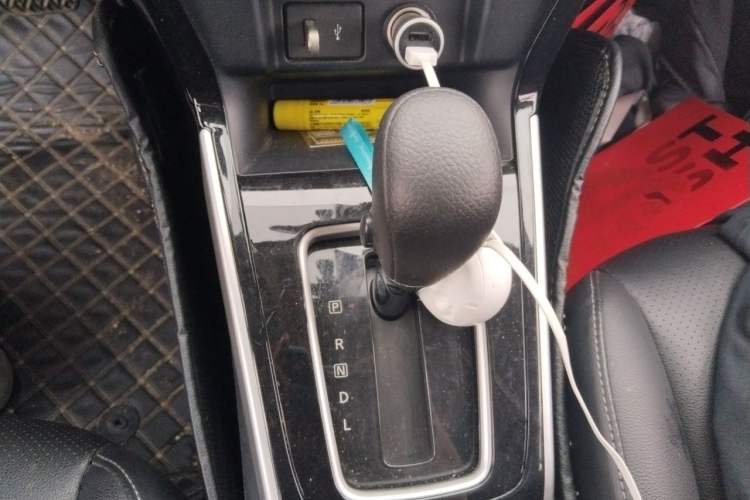 Used Nissan Sylphy 2022 Classic 1.6XL CVT Luxury Edition Gear Lever