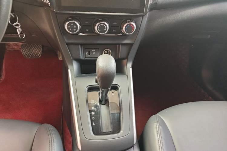 Used Nissan Sylphy 2022 Classic 1.6XE CVT Comfort Edition Gear Lever