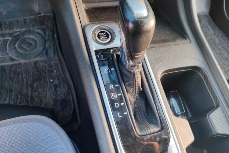 Used Nissan Sylphy 2022 1.6L XL CVT Enjoyment Edition Gear Lever