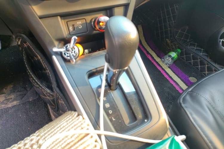 Used Nissan Sylphy 2022 Classic 1.6XE CVT Comfort Edition Gear Lever
