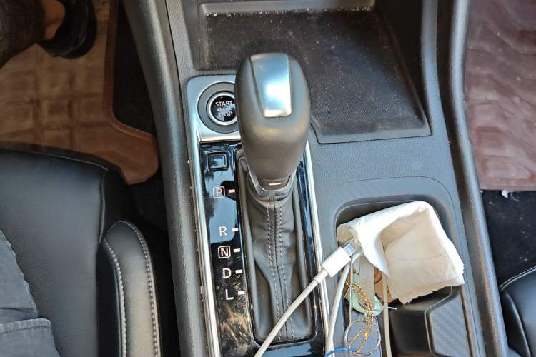 Used Nissan Sylphy 2022 1.6L XL CVT Smart Enjoyment Version Gear Lever
