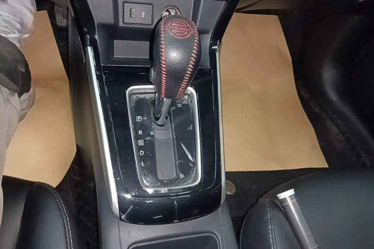 Used Nissan Sylphy 2022 Revised Version Classic 1.6XL CVT Luxury Edition Gear Lever