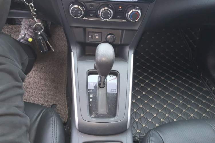 Used Nissan Sylphy 2022 Classic 1.6XE CVT Comfort Edition Gear Lever