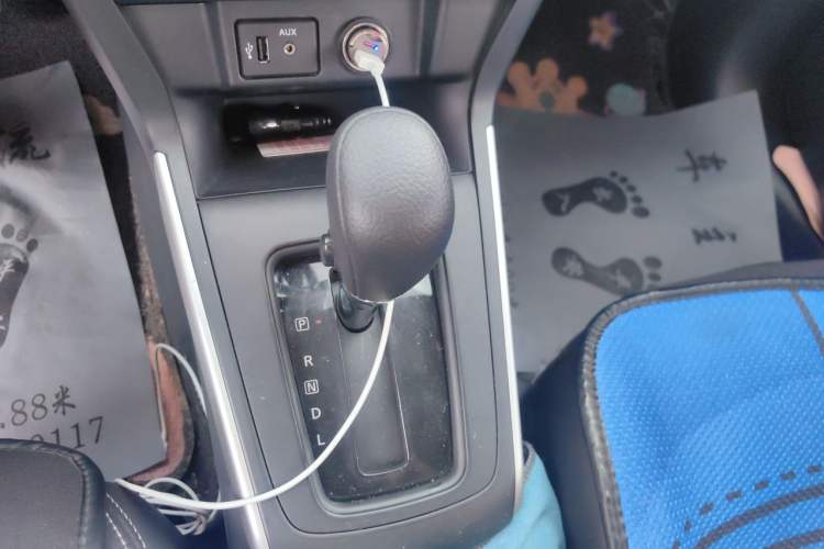 Used Nissan Sylphy 2022 Classic 1.6XE CVT Comfort Edition Gear Lever
