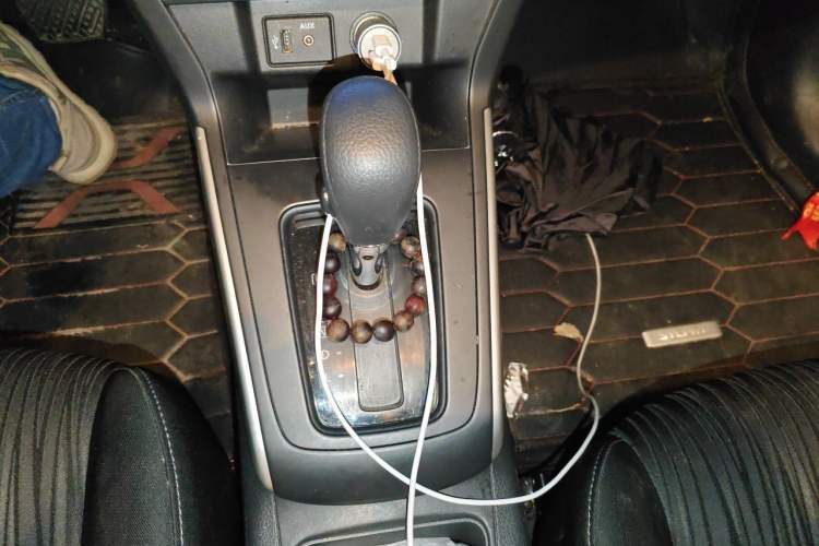 Used Nissan Sylphy 2022 Classic 1.6XE CVT Comfort Edition Gear Lever