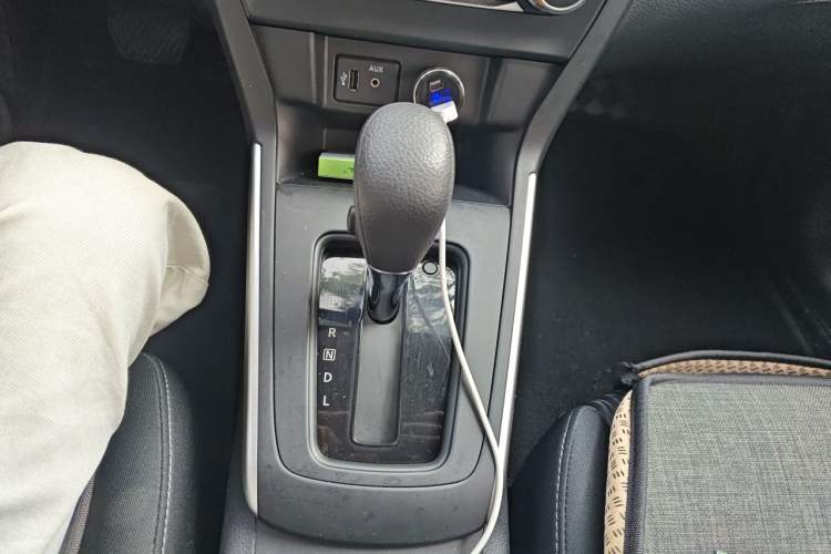 Used Nissan Sylphy 2022 Classic 1.6XE CVT Comfort Edition Gear Lever