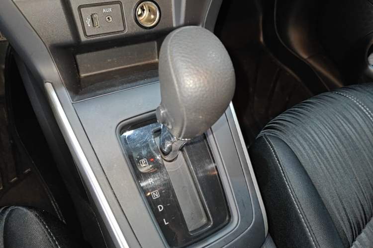 Used Nissan Sylphy 2022 Classic 1.6XE CVT Comfort Edition Gear Lever