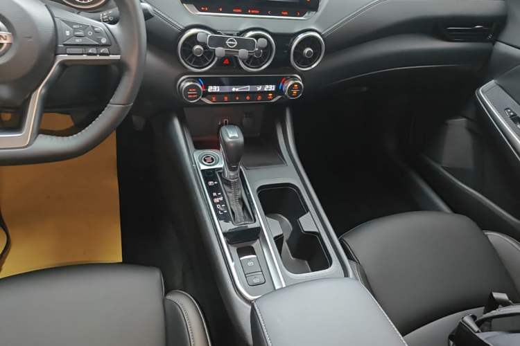Used Nissan Sylphy 2022 1.6L XL CVT Enjoyment Edition Gear Lever
