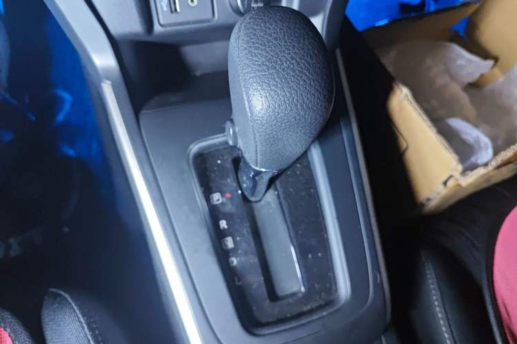 Used Nissan Sylphy 2022 Classic 1.6XE CVT Comfort Edition Gear Lever