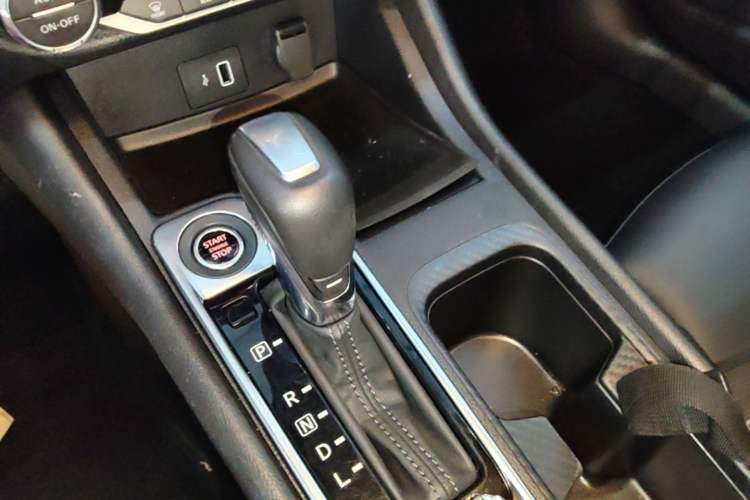 Used Nissan Sylphy 2022 1.6L XL CVT Smart Enjoyment Version Gear Lever