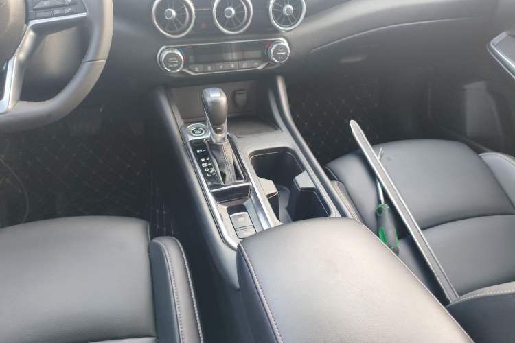 Used Nissan Sylphy 2022 1.6L XL CVT Enjoyment Edition Gear Lever