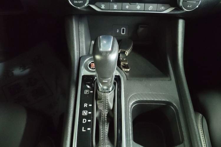 Used Nissan Sylphy 2022 1.6L XL CVT Enjoyment Edition Gear Lever