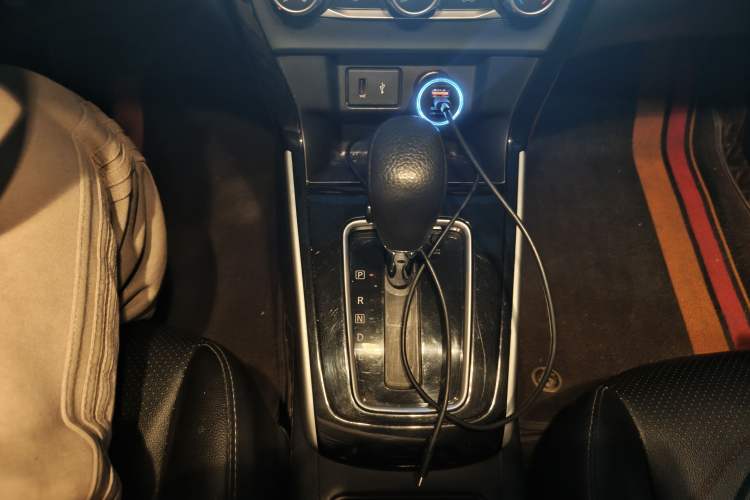 Used Nissan Sylphy 2022 Classic 1.6XL CVT Luxury Edition Gear Lever