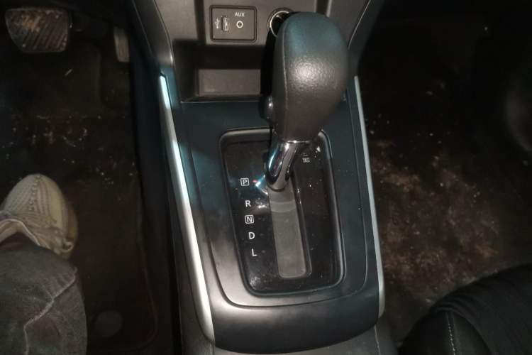 Used Nissan Sylphy 2022 Classic 1.6XE CVT Comfort Edition Gear Lever