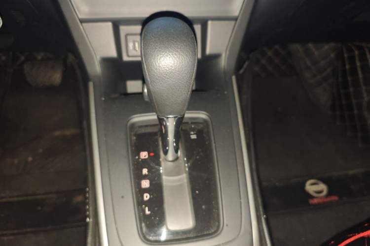 Used Nissan Sylphy 2022 Classic 1.6XE CVT Comfort Edition Gear Lever