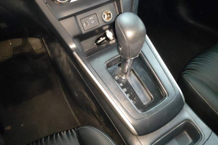 Used Nissan Sylphy 2022 Classic 1.6XE CVT Comfort Edition Gear Lever